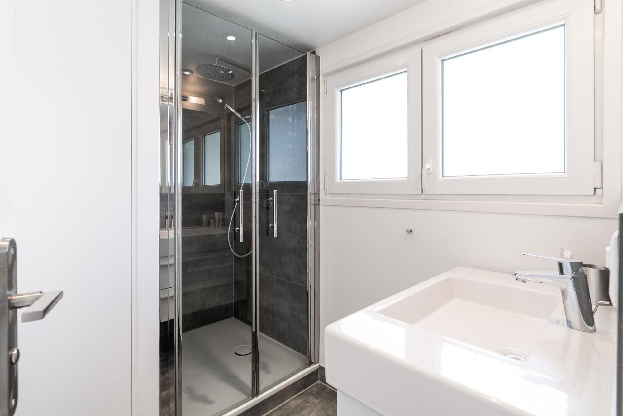 Haus Kirchplatz 4 By Zermatt Premium Apartments Ngoại thất bức ảnh