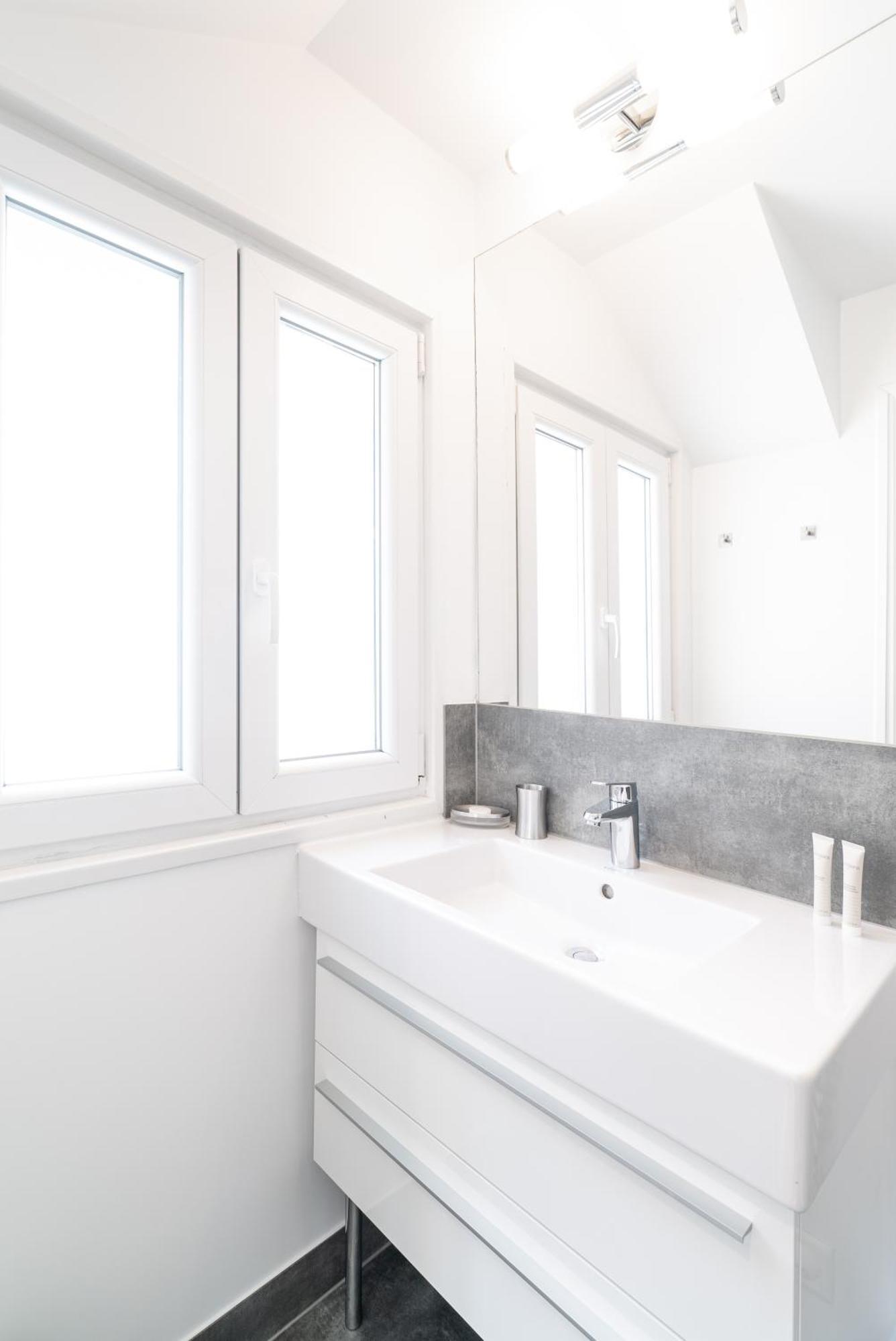 Haus Kirchplatz 4 By Zermatt Premium Apartments Ngoại thất bức ảnh