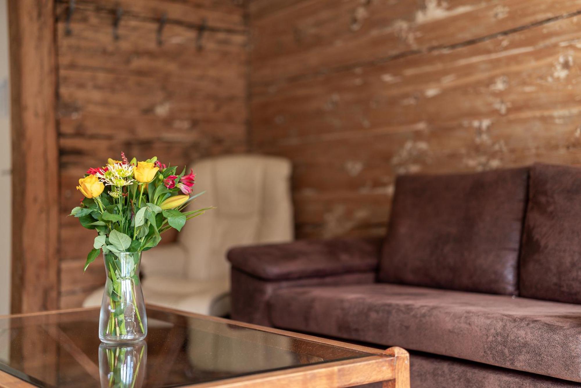 Haus Kirchplatz 4 By Zermatt Premium Apartments Ngoại thất bức ảnh